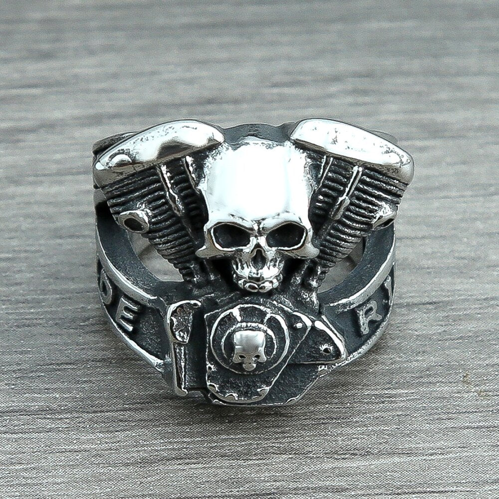 V-Twin Skull ring
